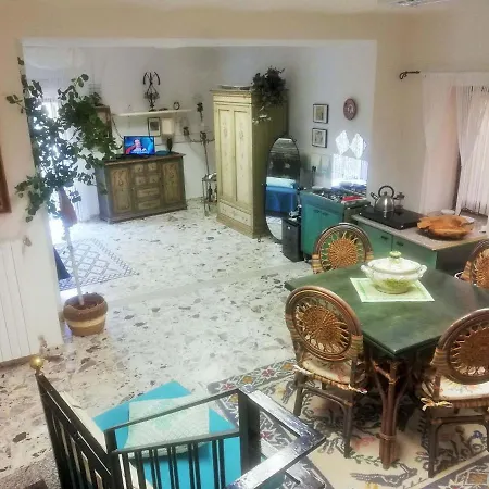 La Casa Degli Artisti